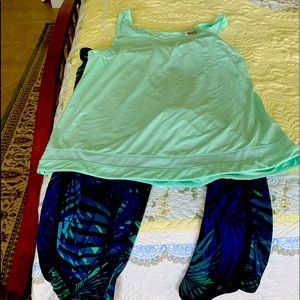 Zella top & Champion Capris